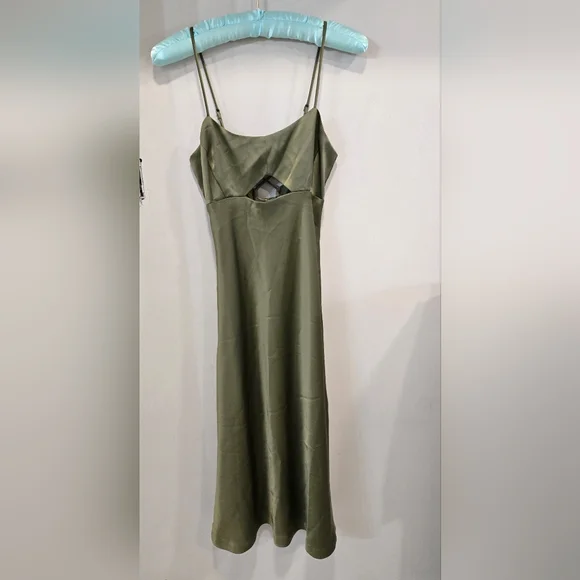Banana Republic• NWT Olive Cutout Midi Slip Dress with Front Keyhole. Sz 00P - Picture 2 of 9